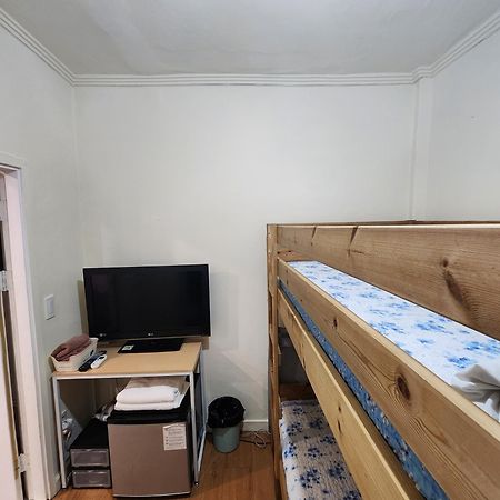 Joy Guesthouse Seoul Bagian luar foto
