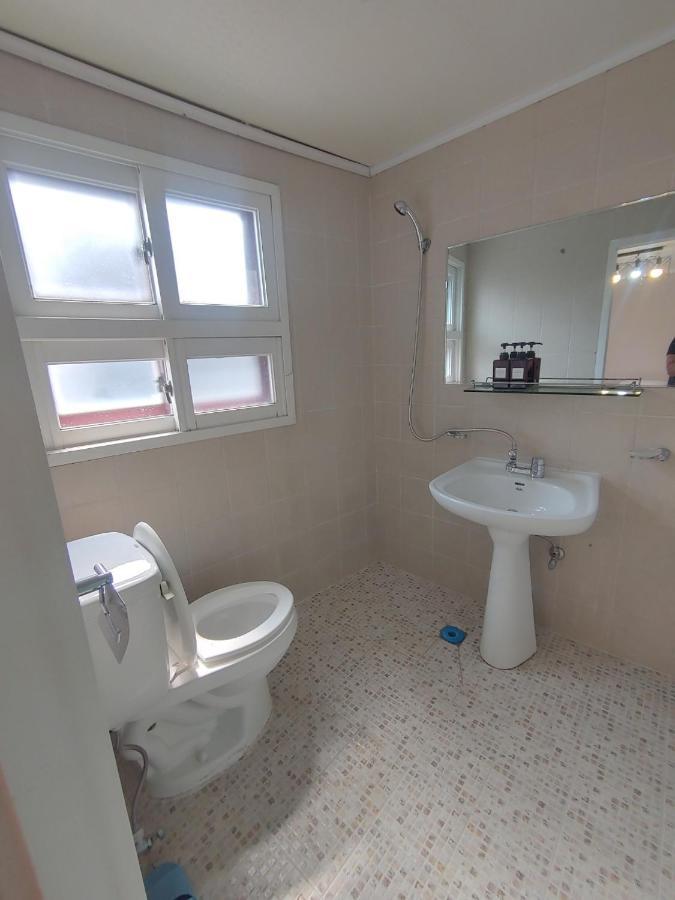 Joy Guesthouse Seoul Bagian luar foto